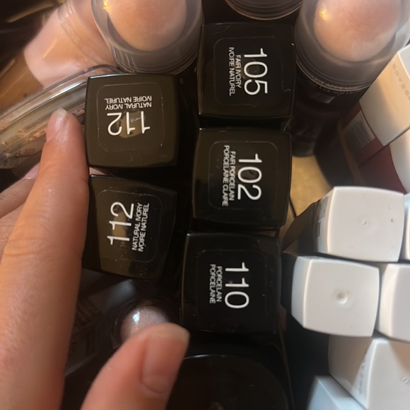 maybelline makeup A TON for a low price - Picture 2 of 10